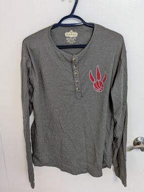 Toronto Raptors Long Sleeve Henley Shirt - Men's Size Large